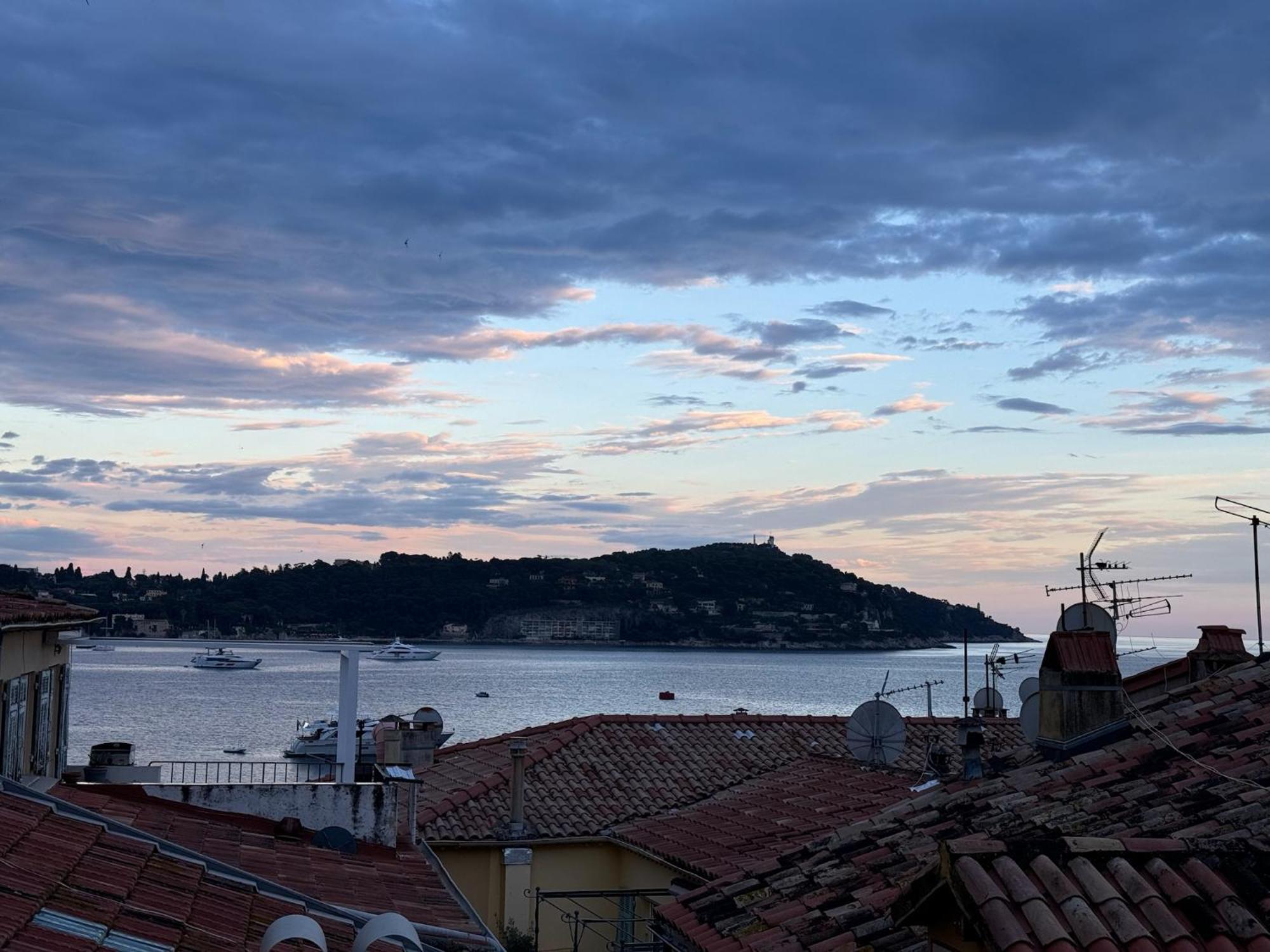 The Seaside Serenity - Calm & Charming Bay View Flat - Heart Of Villefranche Zewnętrze zdjęcie
